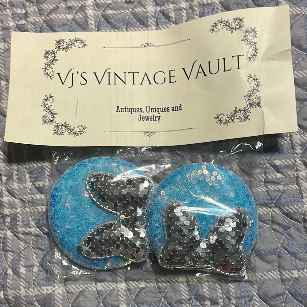Blue and Silver Hair Accessories with Elegant Design